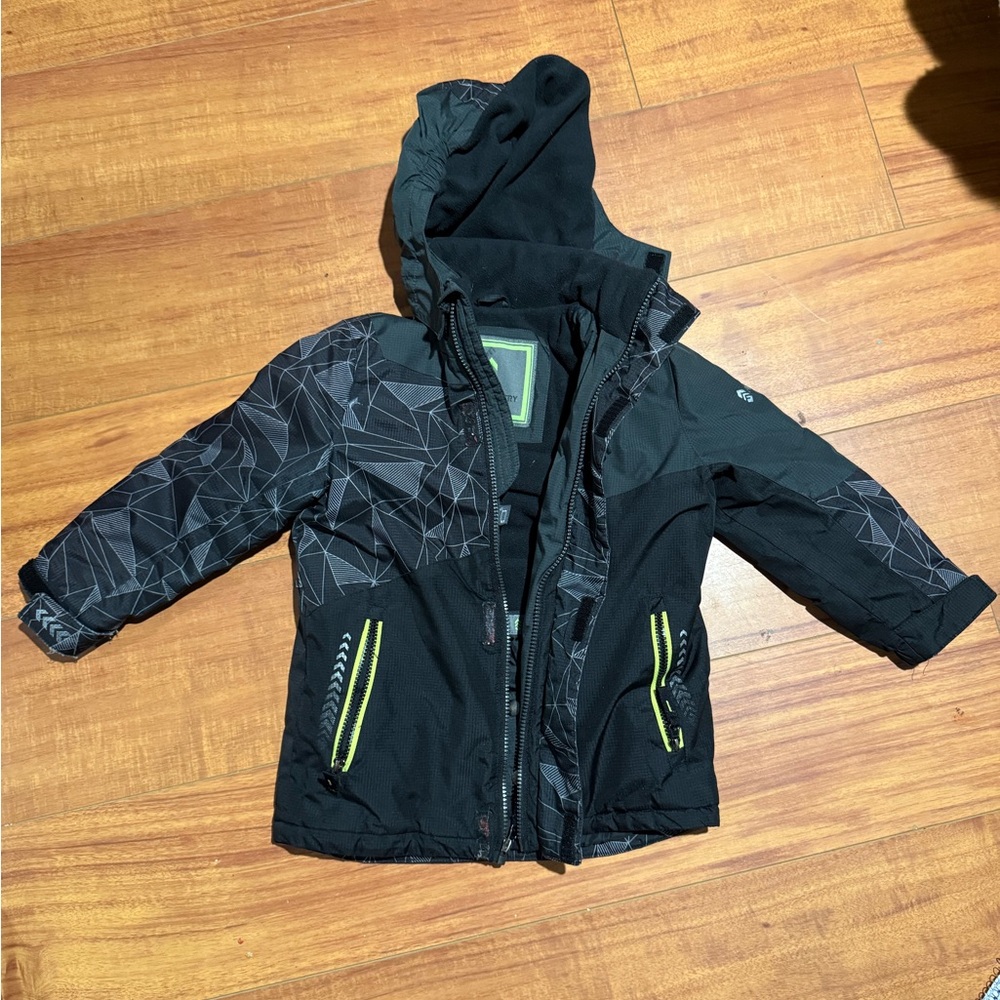 Free Country Black Hooded Jacket with Geometric Design